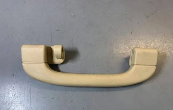 Rear interior roof grab handle
