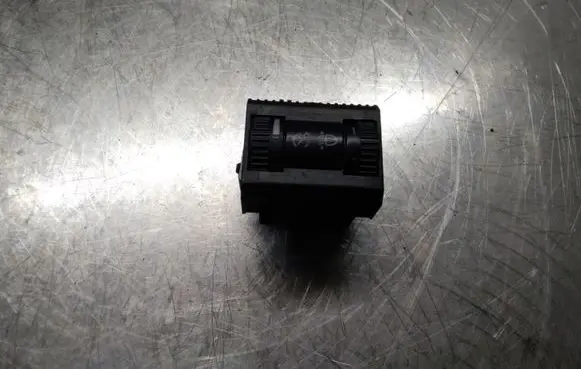 Volkswagen Transporter - Caravelle T5 Headlight level height control switch 7E0941333