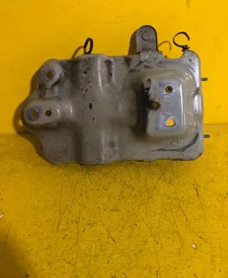 Chevrolet Captiva Battery tray 