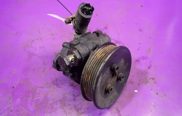 Ford Galaxy Power steering pump