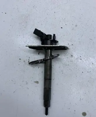 Audi A6 S6 C6 4F Fuel injector 059130277S 0445115024
