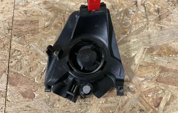Volvo V70 Front door speaker 8633993