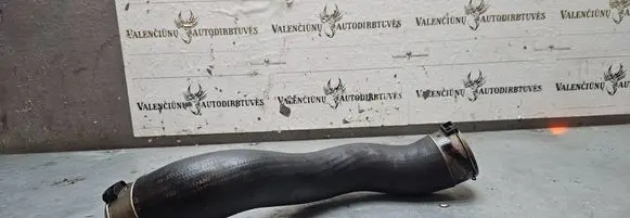 Mercedes-Benz E W212 Intercooler hose/pipe A2045282182 626133DE