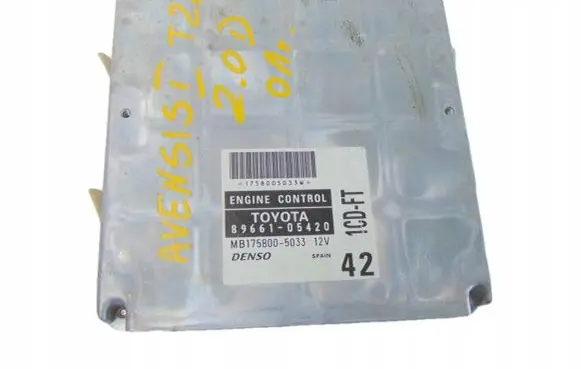 Toyota Avensis T220 Engine control unit/module 5590005091