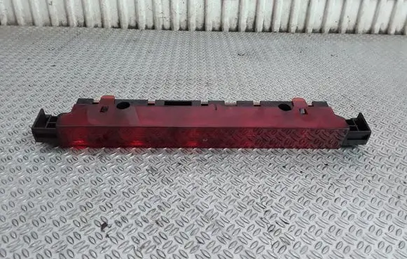 Peugeot 407 Third/center stoplight