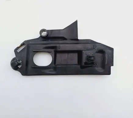 Opel Corsa C Front bumper mounting bracket 13120857