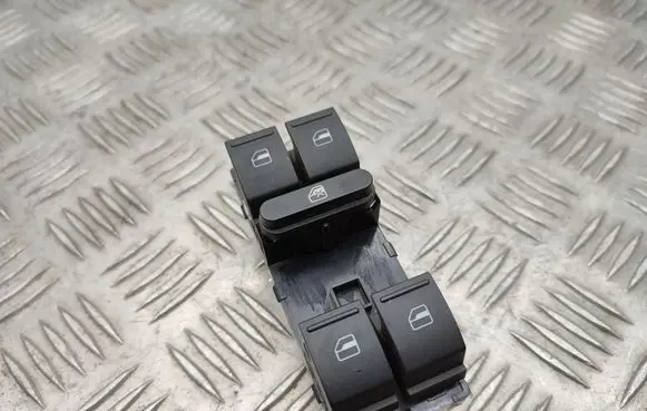 Skoda Octavia Mk2 (1Z) Electric window control switch 1ZD959858