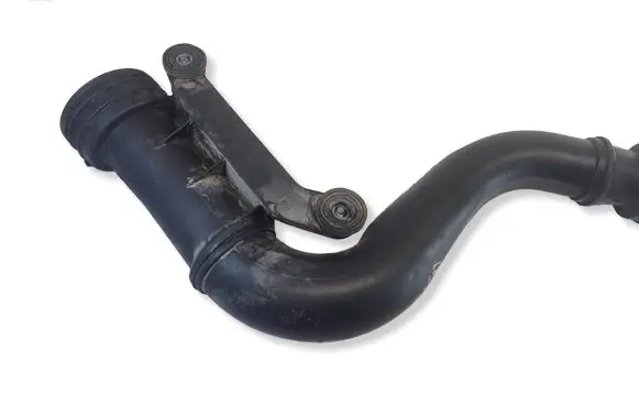 Volkswagen Touran I Intercooler hose/pipe 1K0145762CD 038131111B