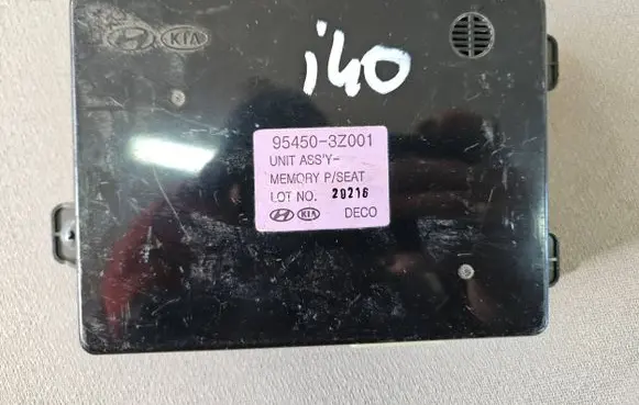 Hyundai i40 Central body control module 954503Z001 20216 DEC0
