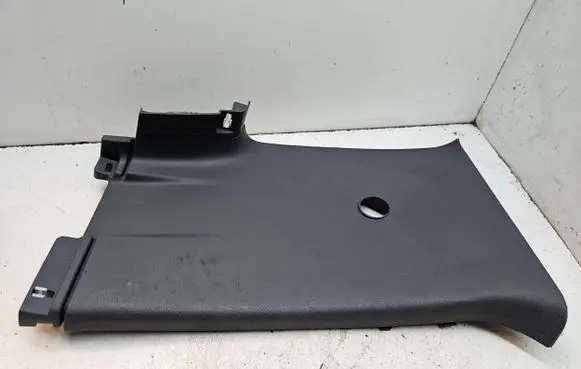 Ford Ranger (C) pillar trim AB392631003ADW