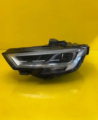 Audi A3 S3 8V Headlight/headlamp 8V0941033C