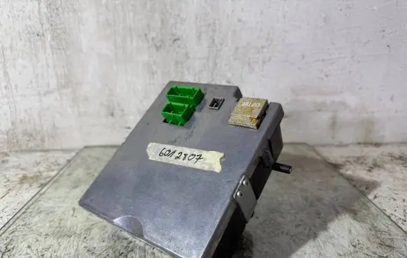 Volvo XC90 Phone control unit/module 8696581 432103090196 2204321B