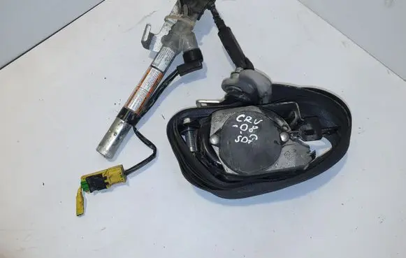 Honda CR-V Front seatbelt