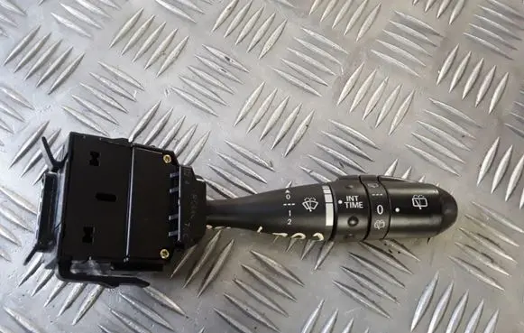 Mitsubishi Outlander Wiper control stalk 17D714