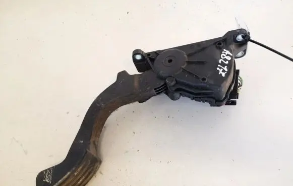 Mazda 3 I Accelerator throttle pedal 4m519f836ah 4m51-9f836-ah