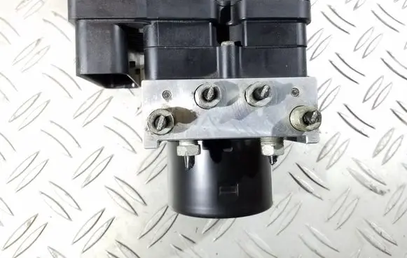 Ford Focus ABS Pump 10097001243 3M512M110JA 10020700714