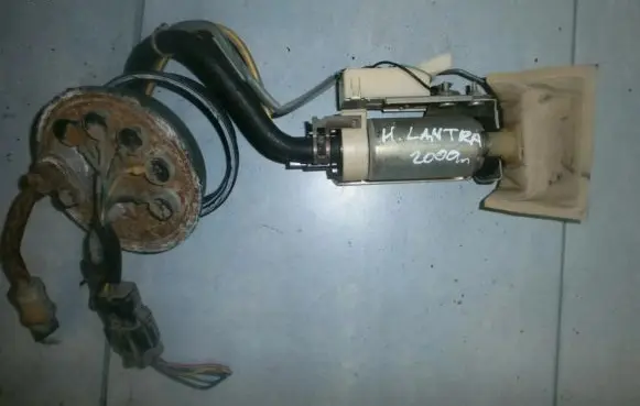 Hyundai Lantra II In-tank fuel pump