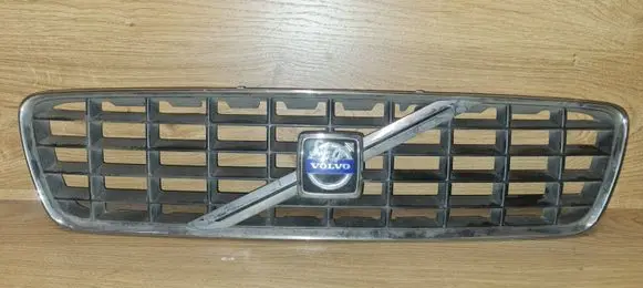 Volvo S60 Front bumper upper radiator grill 9190740