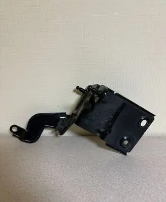 Volkswagen Golf VII ABS pump bracket 5Q1614235E 0718