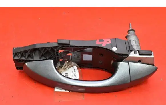 Skoda Octavia Mk3 (5E) Front door exterior handle 5N0837885H