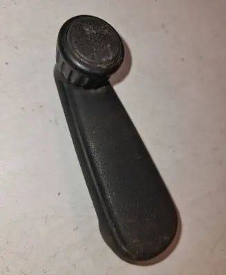 Volkswagen Golf II Front door window winding handle 191837579