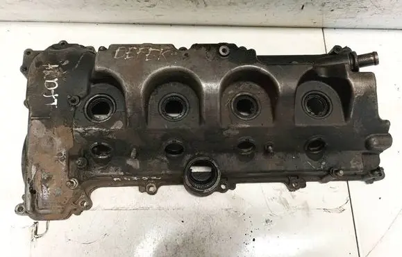 Toyota Corolla Verso AR10 Rocker cam cover 