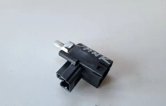 Clutch pedal sensor