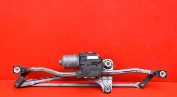 Volvo S60 Front wiper linkage and motor 30753493