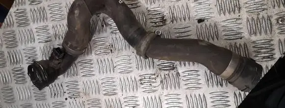 Land Rover Range Rover L322 Engine coolant pipe/hose