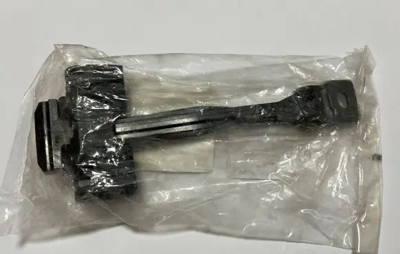Audi Q3 F3 Rear door check strap stopper 83A839249 20221027 090988