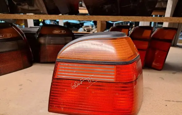 Volkswagen Golf III Rear/tail lights 1H6945112E 1H6945112