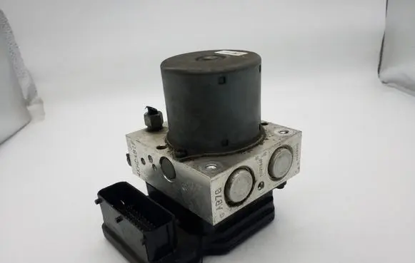 Buick Encore I ABS Pump 95281717 688250455