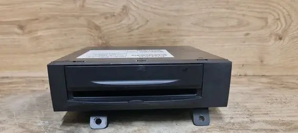 Volvo V50 Navigation unit CD/DVD player 307329061 30732906