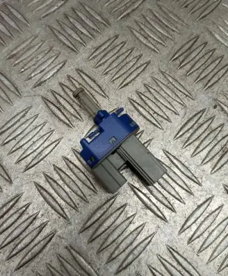 Clutch pedal sensor