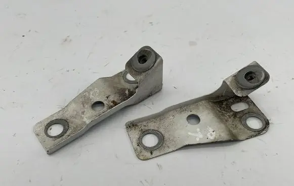 Audi A7 S7 4G Fender mounting bracket 4G8809322 4G8809321