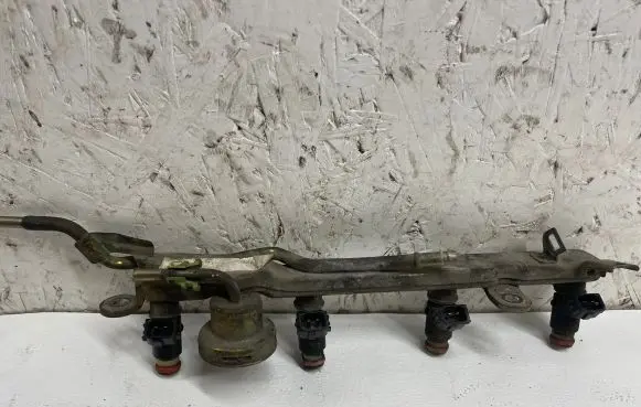 Honda Civic Fuel main line pipe