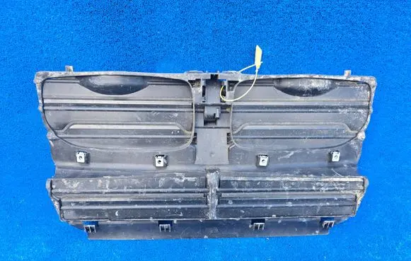 BMW X5 E70 Intercooler air guide/duct channel 7177876