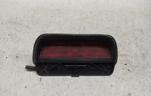 Honda CR-V Third/center stoplight
