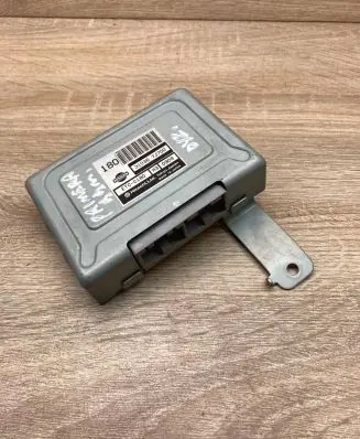 Nissan Primera Engine control unit/module ECU 310367J700 ETCC180 H30908