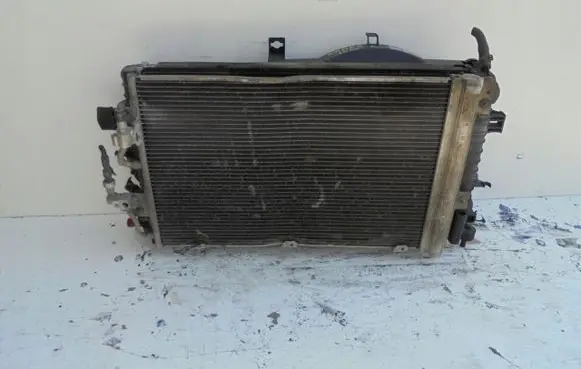 Opel Zafira B Radiator set CHODNICA