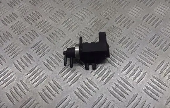 Skoda Octavia Mk1 (1U) Turbo solenoid valve 1J0906627