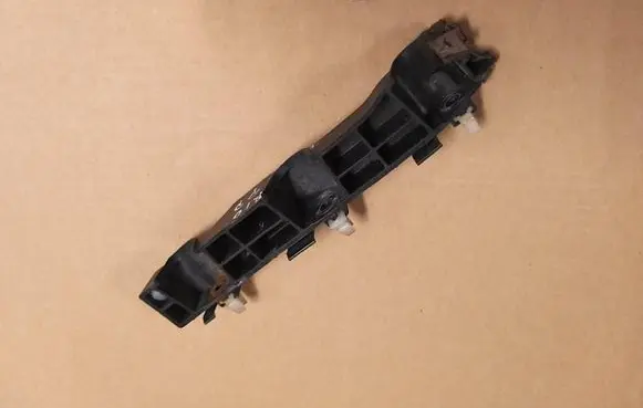 KIA Rio Front bumper mounting bracket 865161W200