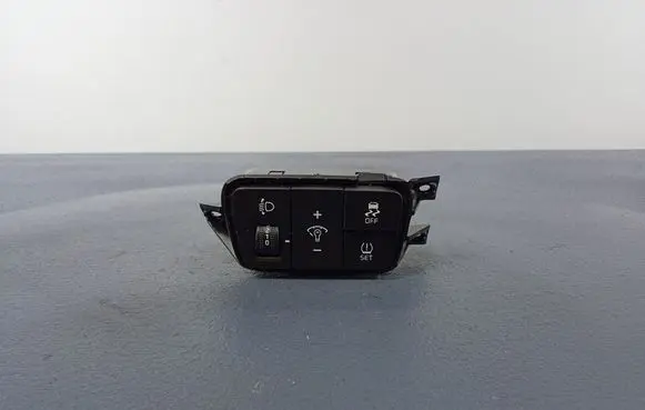KIA Rio Light switch 84757H8000