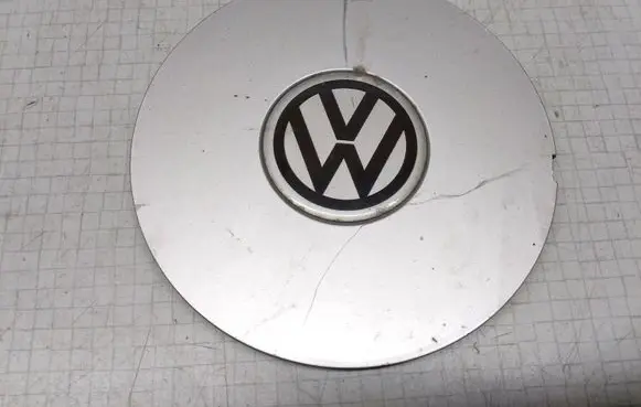 Volkswagen Golf III Original wheel cap A801