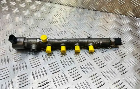 Mercedes-Benz C W204 Fuel main line pipe A6510700595