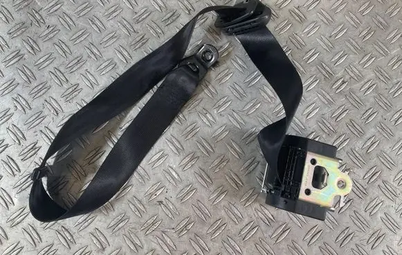 Renault Master III Front seatbelt 