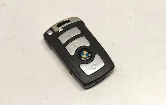 BMW 7 E65 E66 Ignition key/card 6959046 66126959046