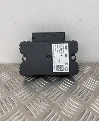 Volkswagen Touareg II Hand brake control module 7P0907801F 1009512905