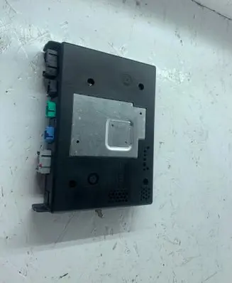 Chevrolet Camaro GPS navigation control unit/module 84028495