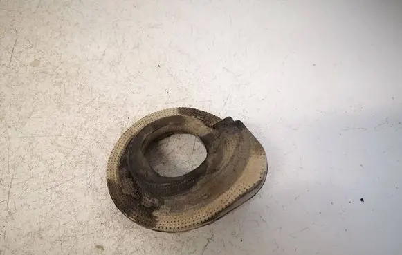 Nissan Juke I F15 Front coil spring rubber mount 55032JD00A